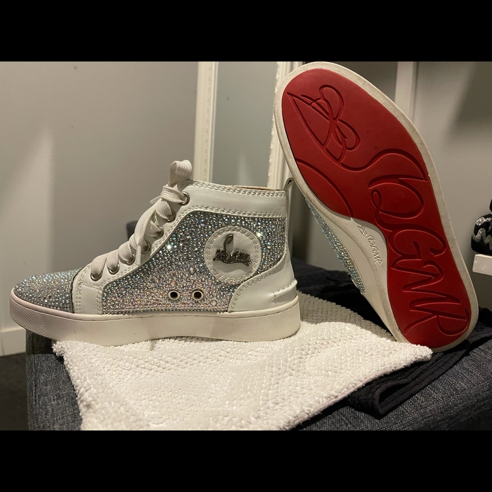 AUTHENTIC Like new without tags - Picture 2 of 2